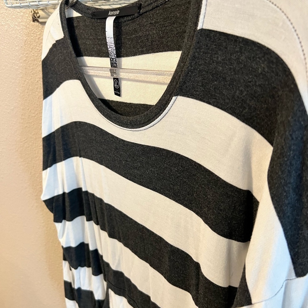 kensie sweater - Picture 2 of 7